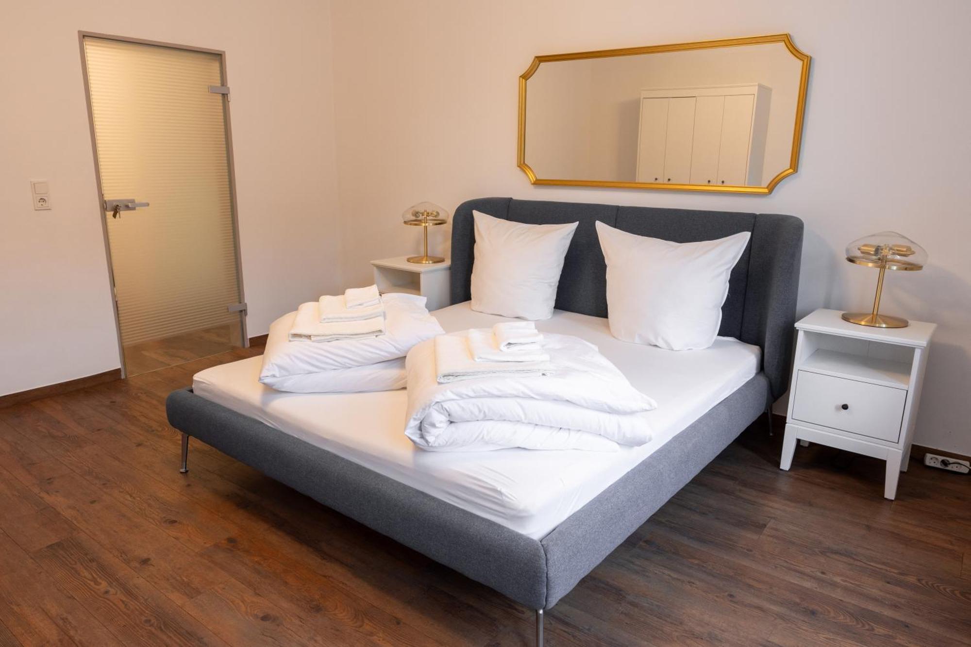 Zentral Gelegenes Premium-Apartment Mit Viel Tageslicht Hamburgo Exterior foto