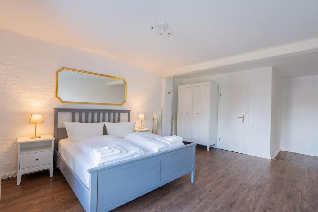 Zentral Gelegenes Premium-Apartment Mit Viel Tageslicht Hamburgo Exterior foto